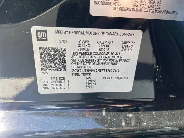 Used 2023 Black Chevrolet RST image 33