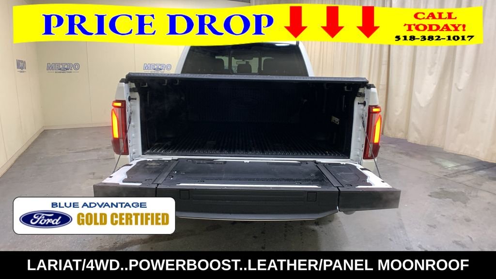 Certified Used 2025 White Metallic Ford Lariat image 23