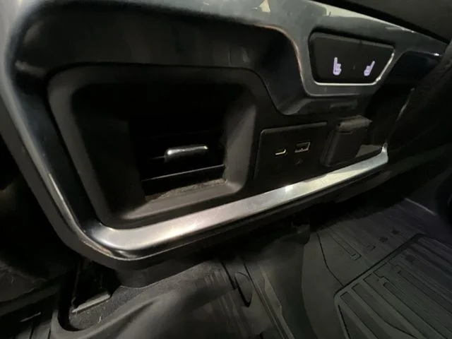 Used 2020 Black GMC Denali image 23