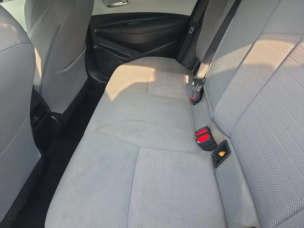 Used 2020 Classic Silver Metallic Toyota SE image 22