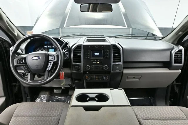 Used 2018 Black Ford XLT image 19