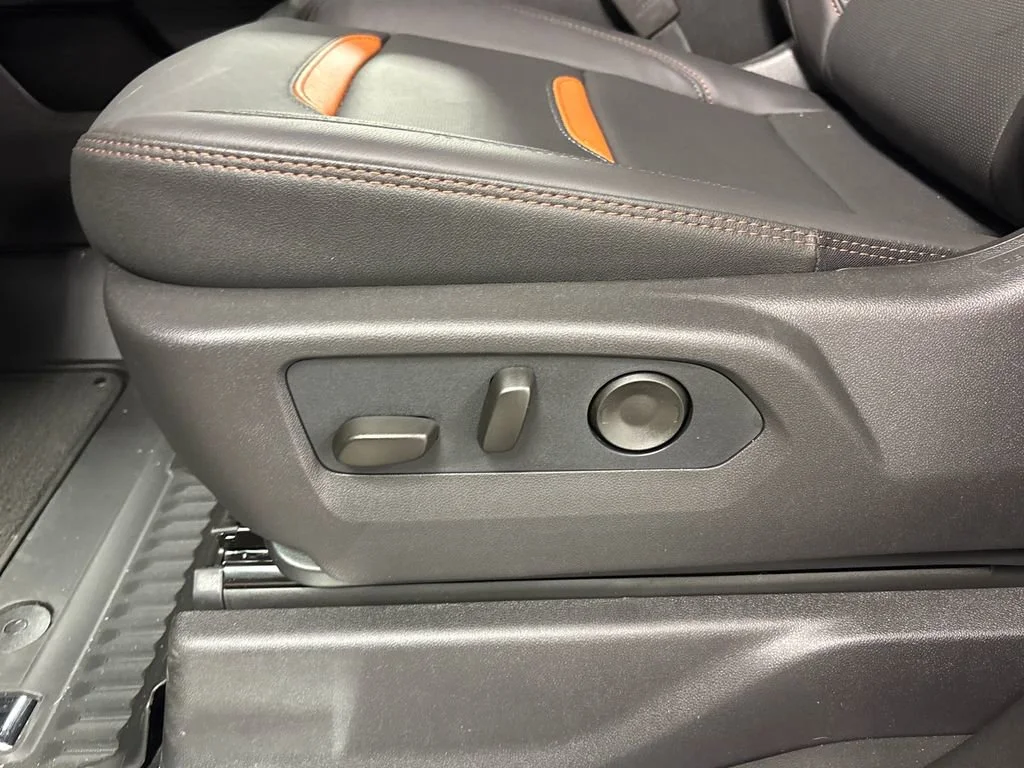 2026 GMC Sierra 1500 AT4 - Photo 25