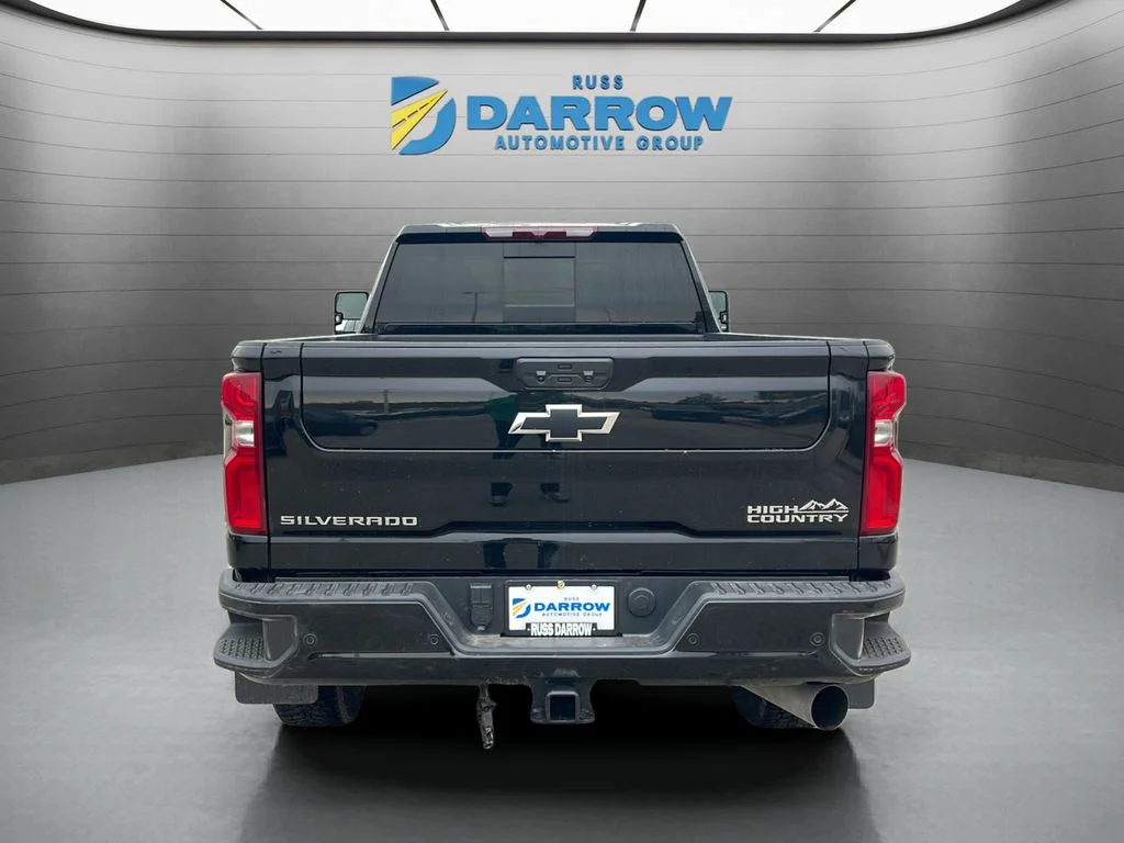 Used 2024 Black Chevrolet High Country image 4