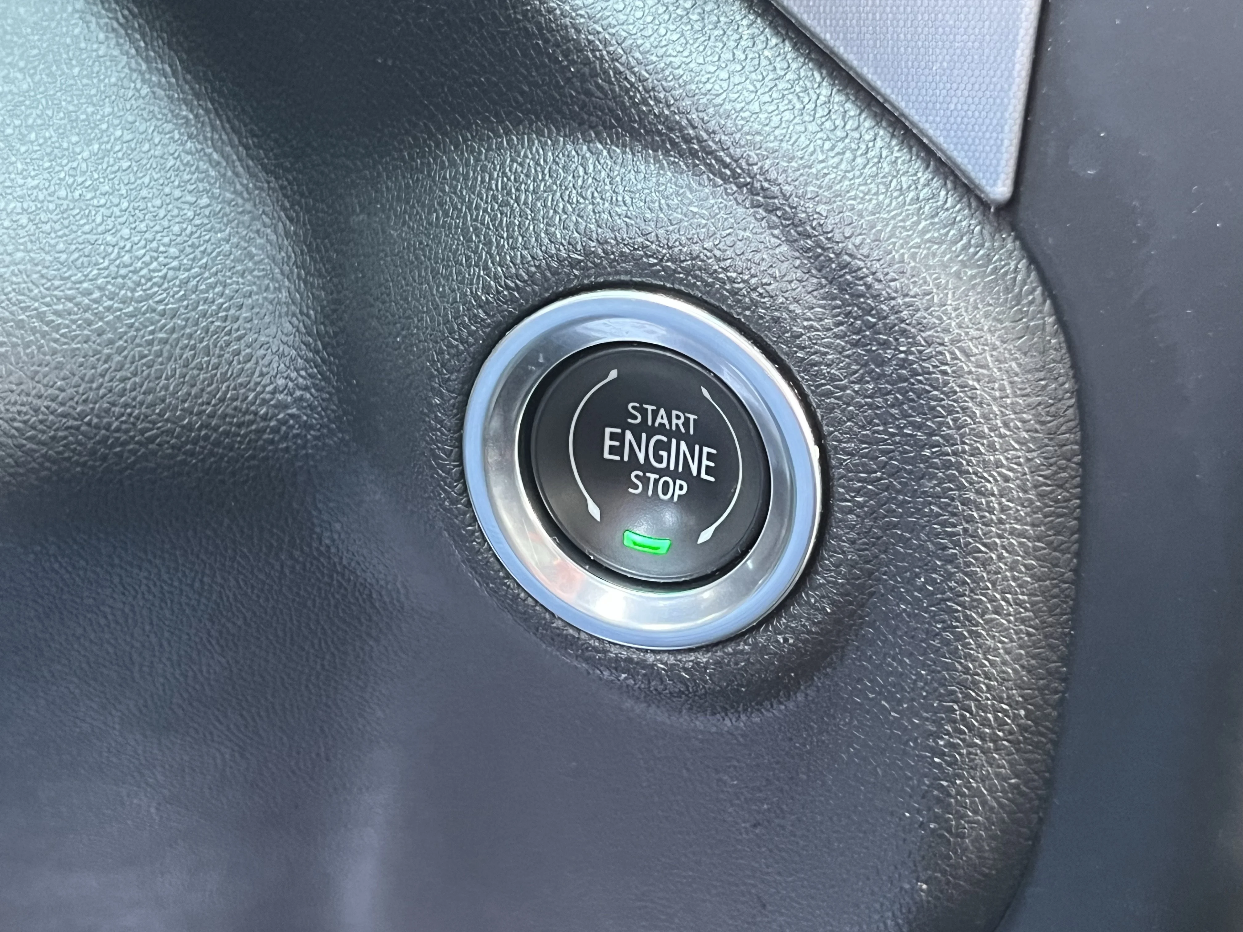 Used 2021 Steel Metallic GMC SLT image 37