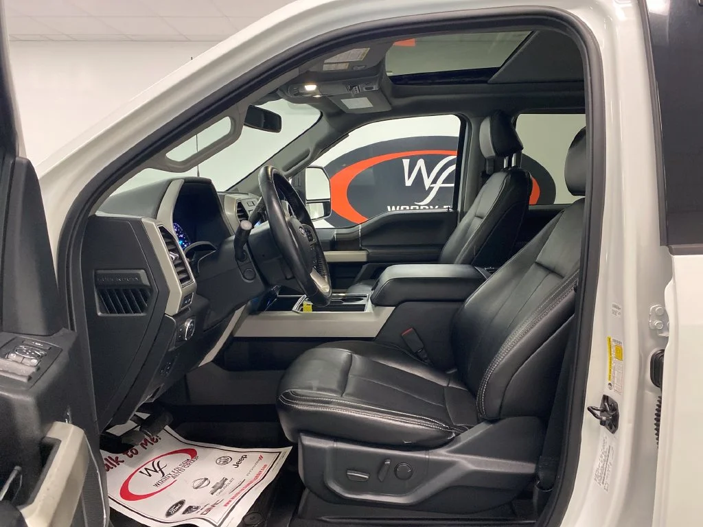 Used 2021 White Ford Lariat image 17
