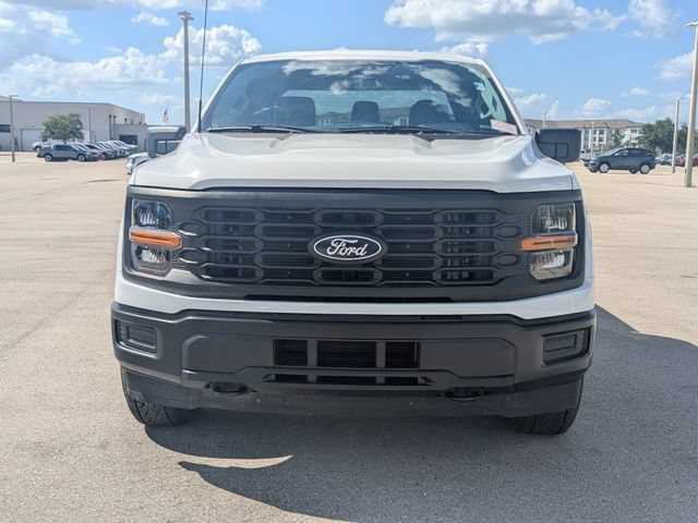 Used 2024 Oxford White Ford XL image 4