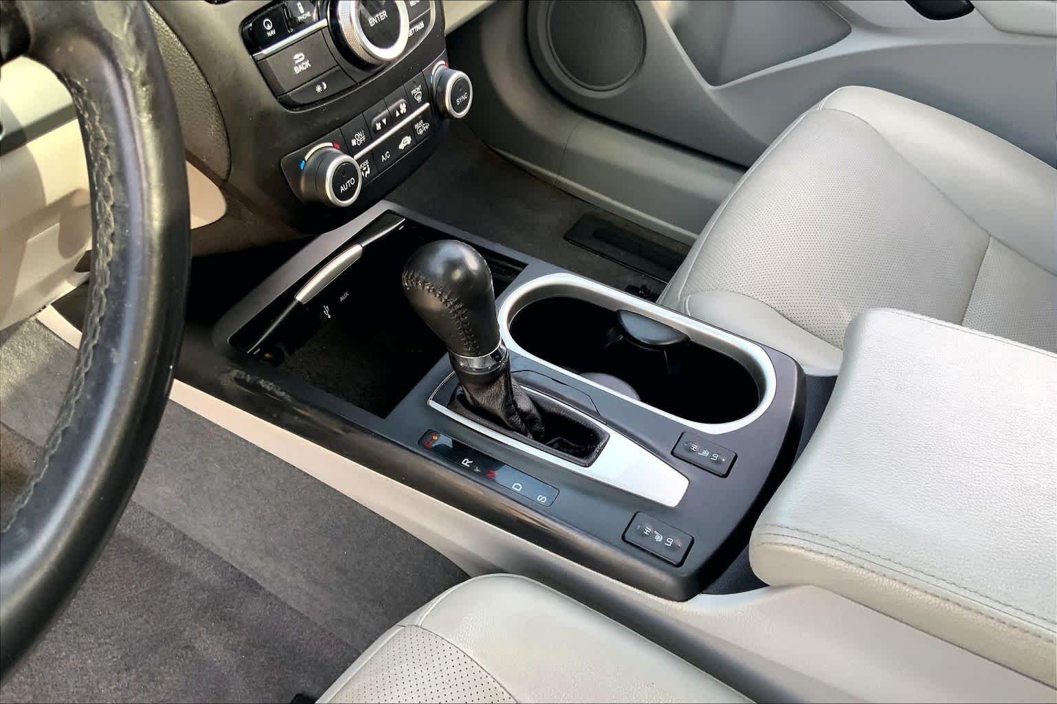 Used 2018 Fathom Blue Pearl Acura w/Technology Pkg image 17
