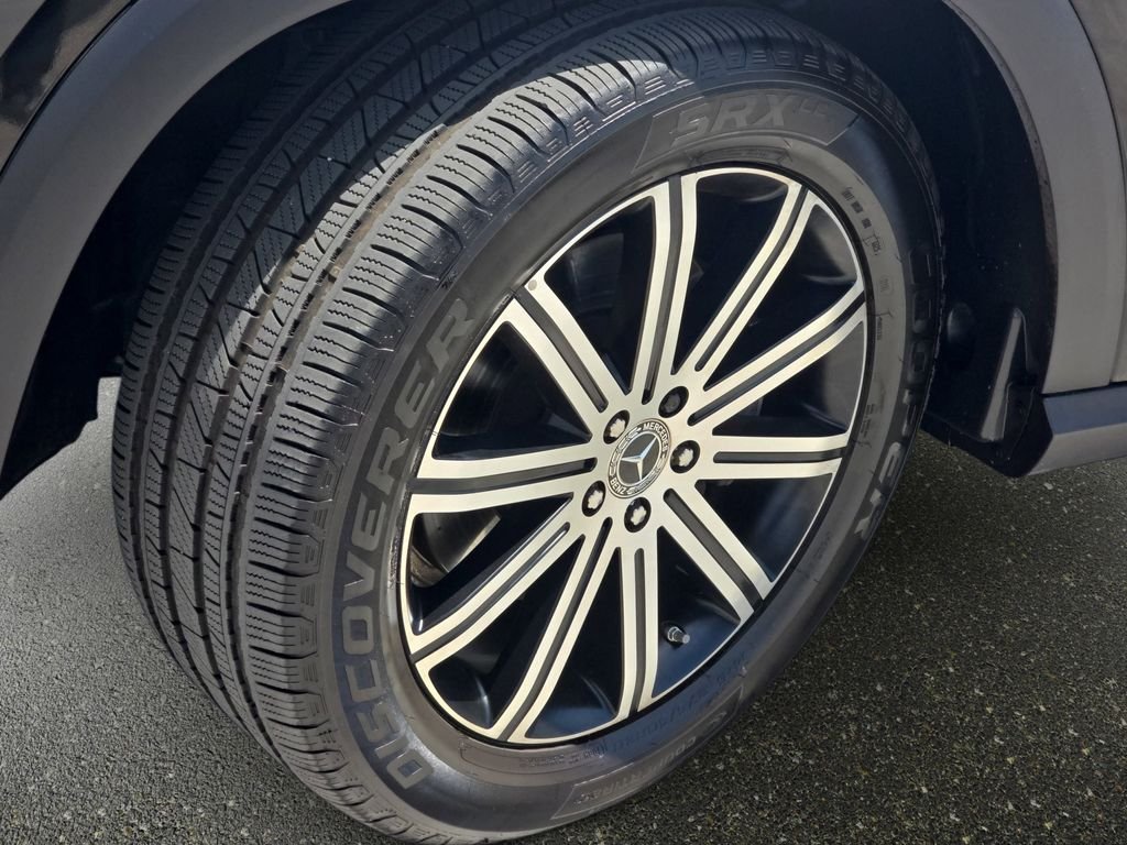 Used 2025 Black Mercedes-Benz GLE 350 image 36