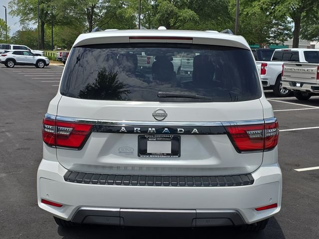 Used 2023 White Nissan SV image 10