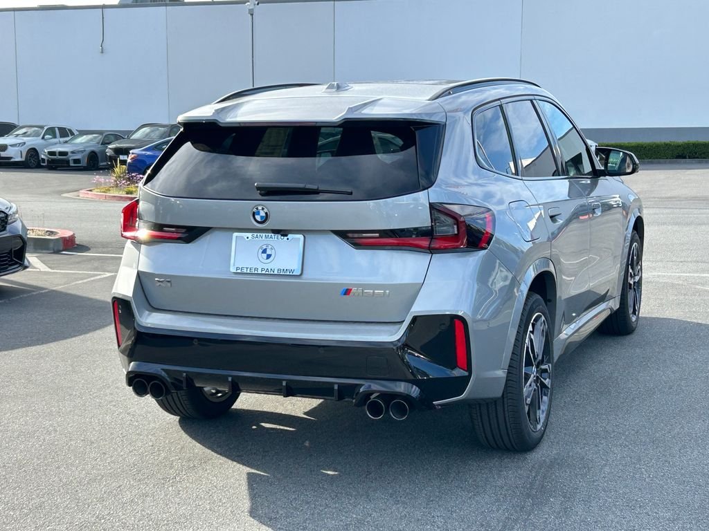 New 2026 Space Silver Metallic BMW M35i image 5