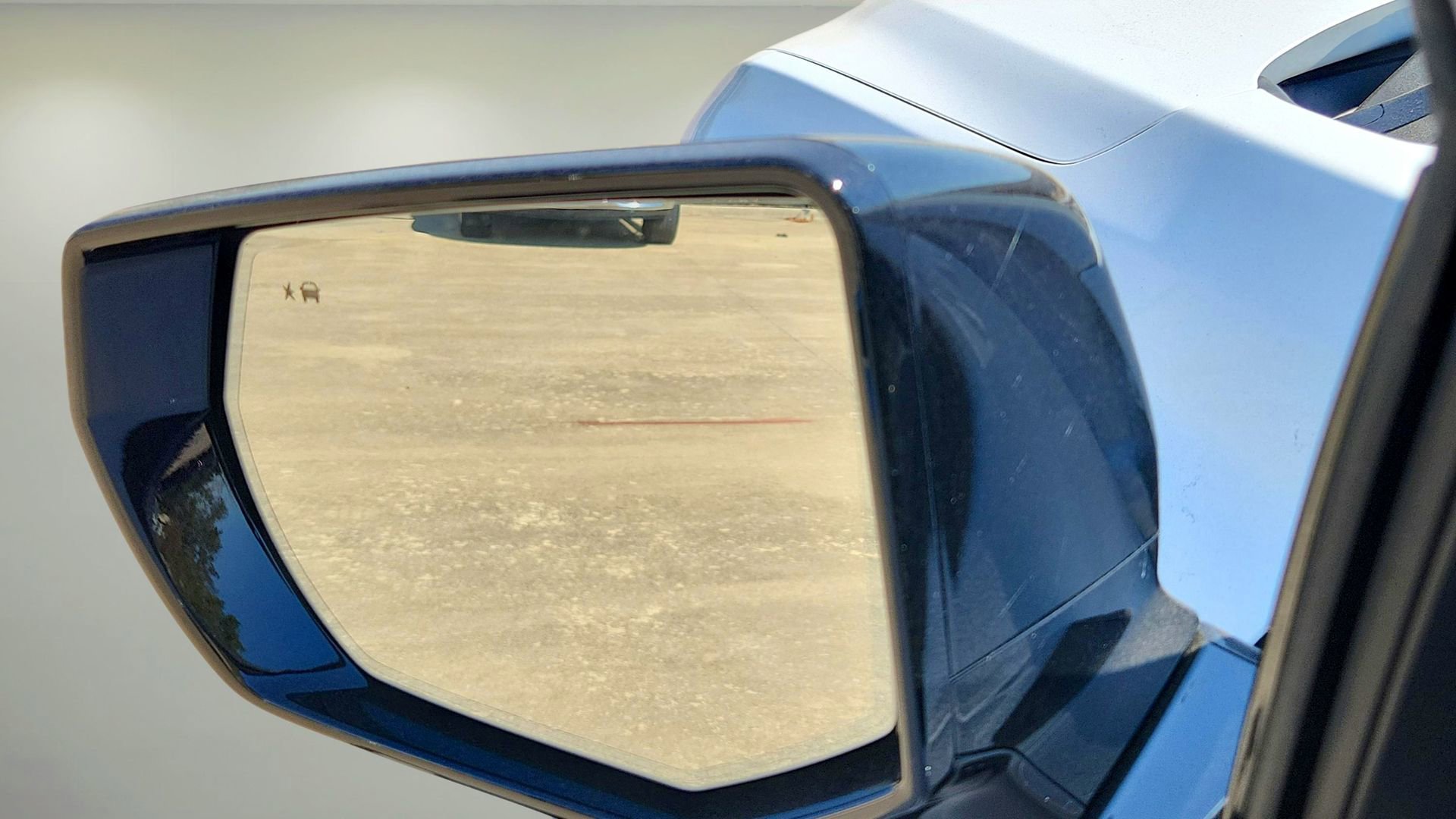 2024 Chevrolet Silverado EV RST - Photo 23