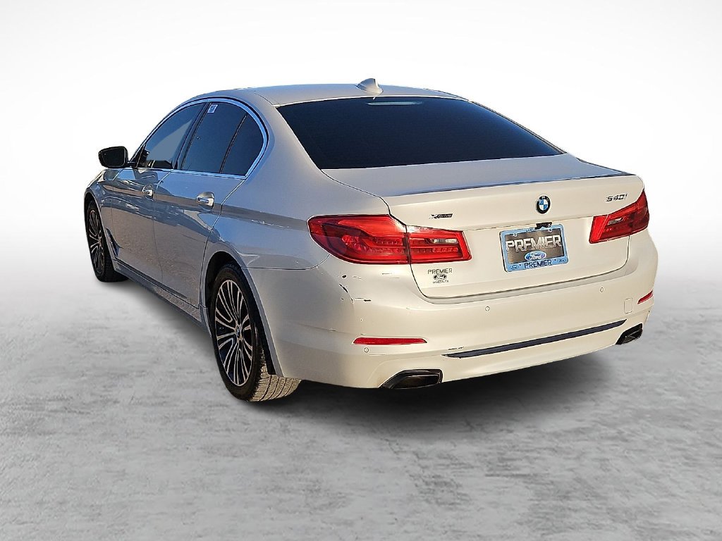Used 2018 White BMW 540i xDrive image 8