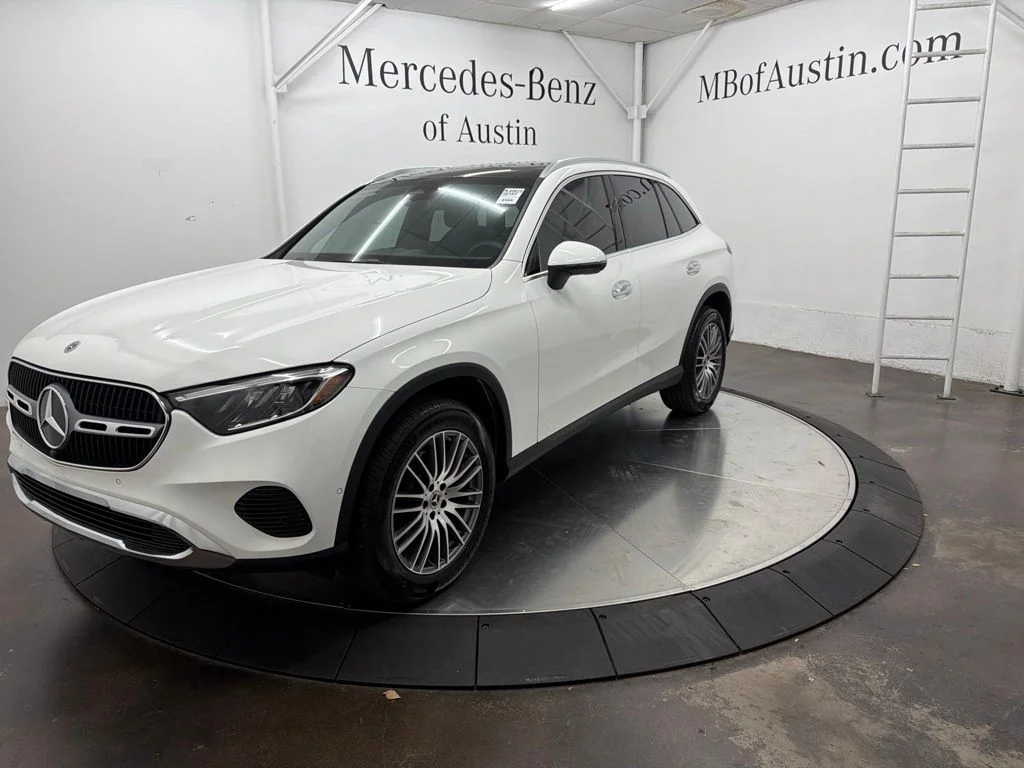 Certified Used 2026 White Mercedes-Benz GLC 300 image 3