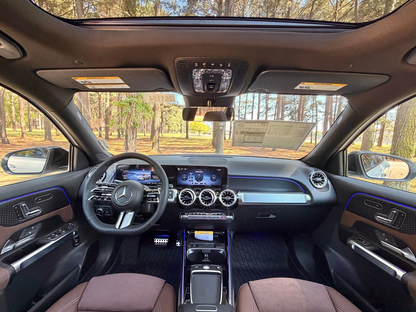 New 2026 Polar White Mercedes-Benz GLB 250 image 28