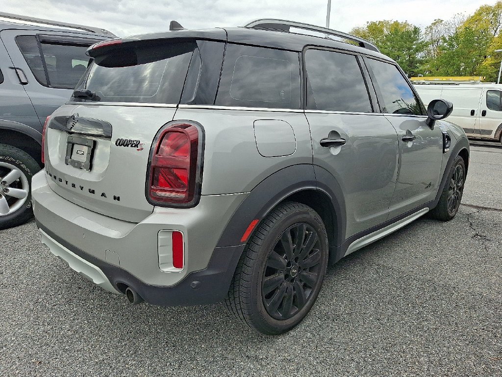 Used 2024 Silver MINI Signature image 6