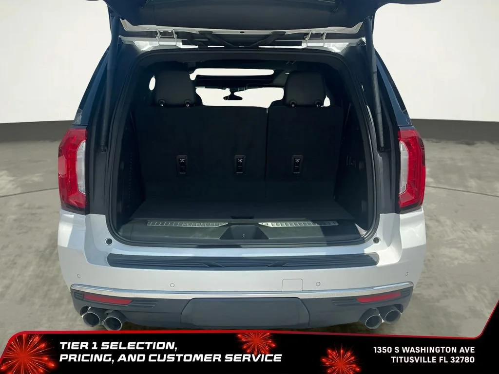 Used 2022 White Frost Tricoat GMC Denali image 20