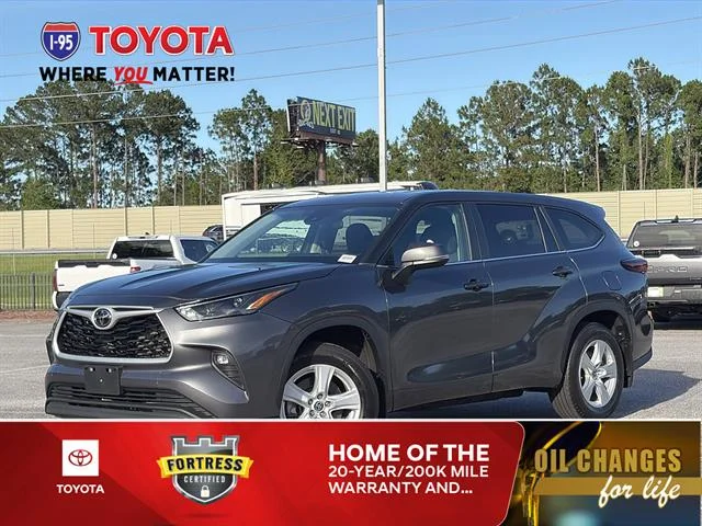 2024 Toyota Highlander LE