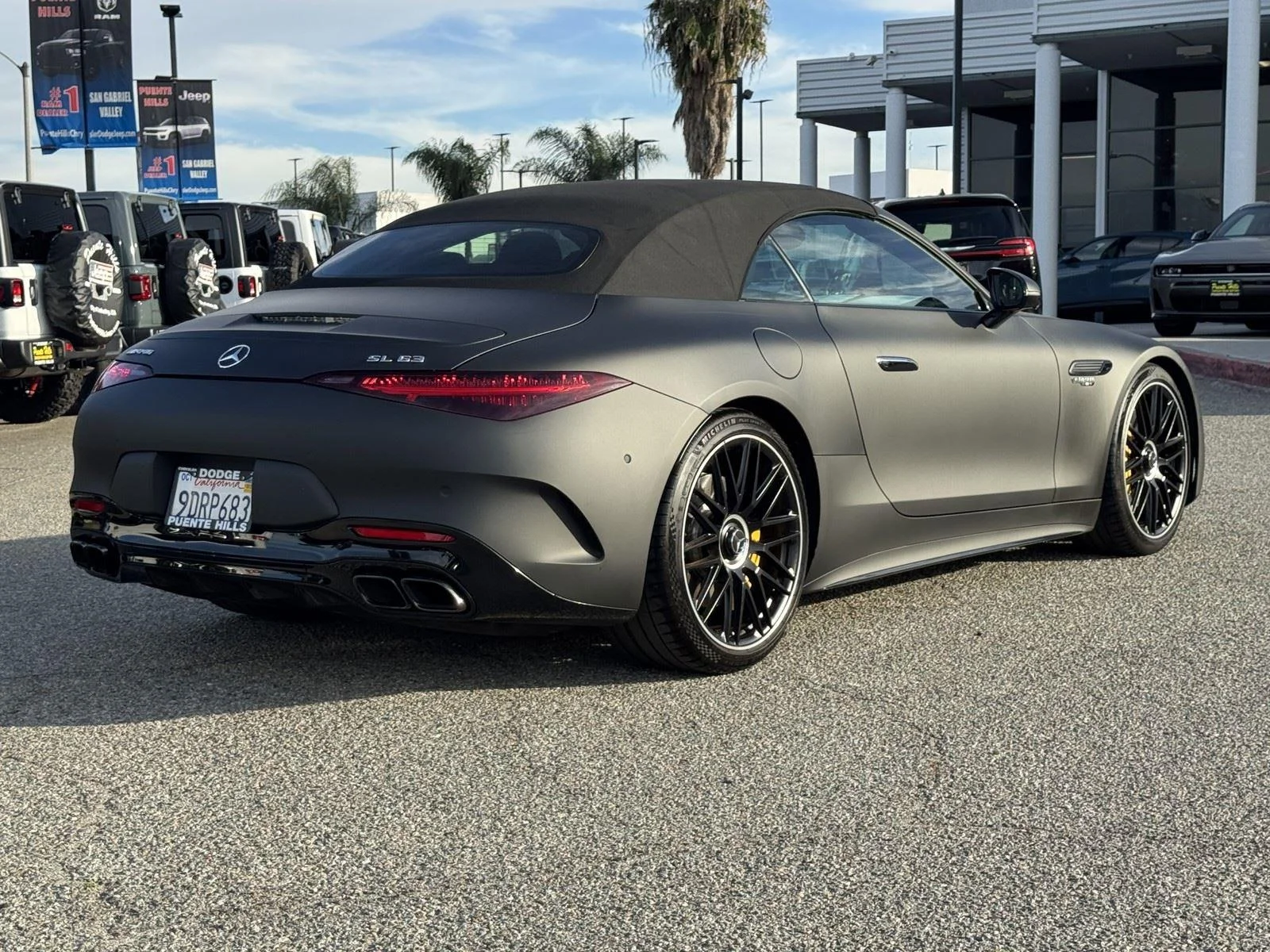 Used 2022  Mercedes-Benz AMG® SL 63 image 5