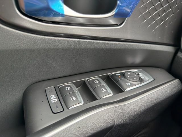 New 2026 Ivory Silver Kia S image 23
