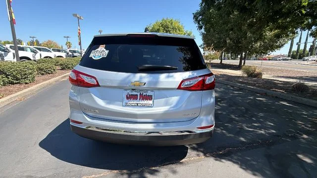 Used 2021 Silver Ice Metallic Chevrolet LT image 5