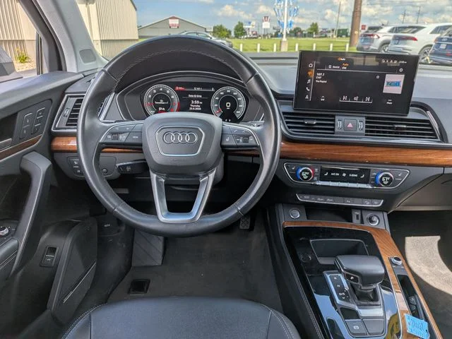 Used 2022 Silver Audi 45 S line Premium image 25