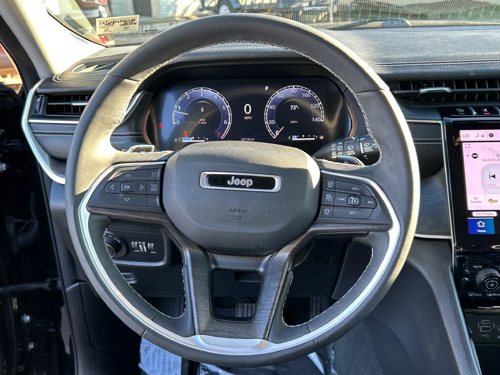 Used 2024 Black Jeep Limited image 15