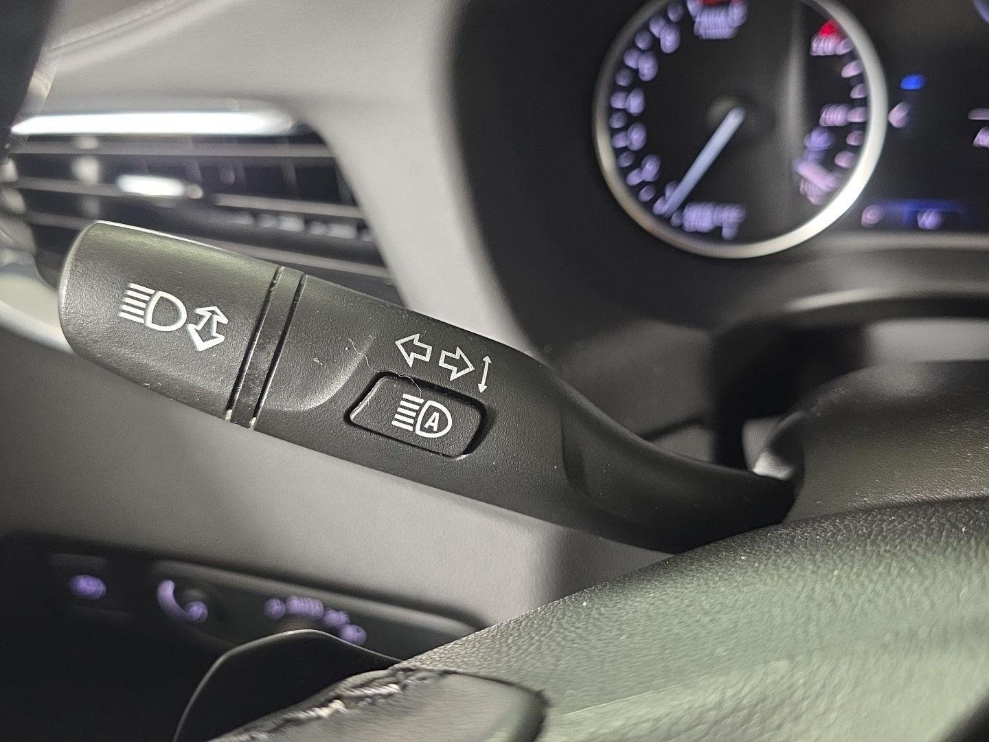 Used 2020 Ebony Twilight Metallic Buick Avenir image 30