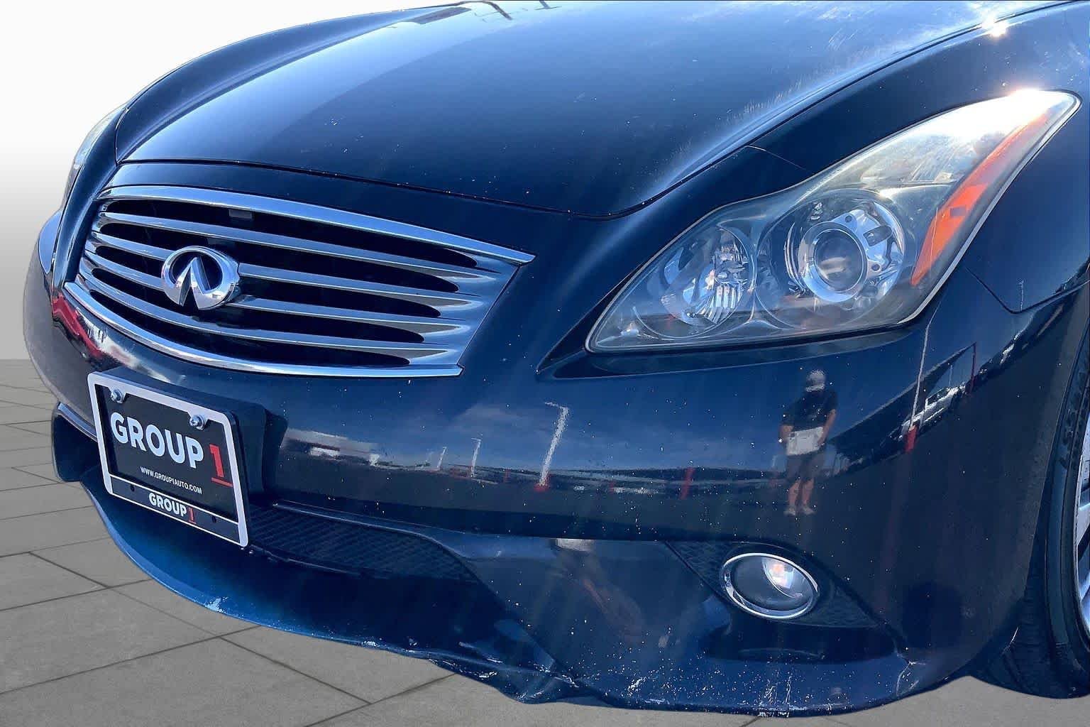 Used 2014 Black Obsidian INFINITI  image 29