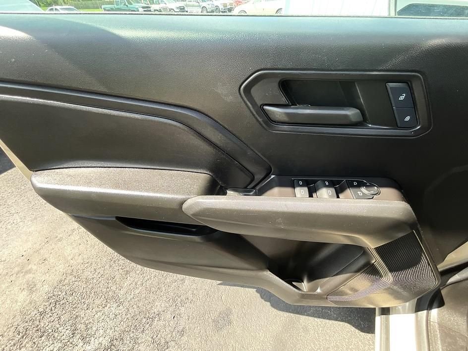 Used 2024 Beige Chevrolet Trail Boss image 18