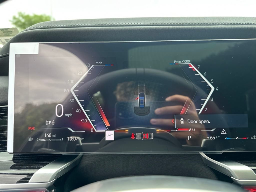 New 2026 Black Sapphire Metallic BMW 740i xDrive image 34