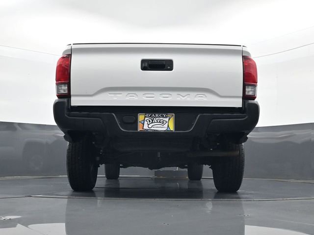 Used 2021 White Toyota SR image 25