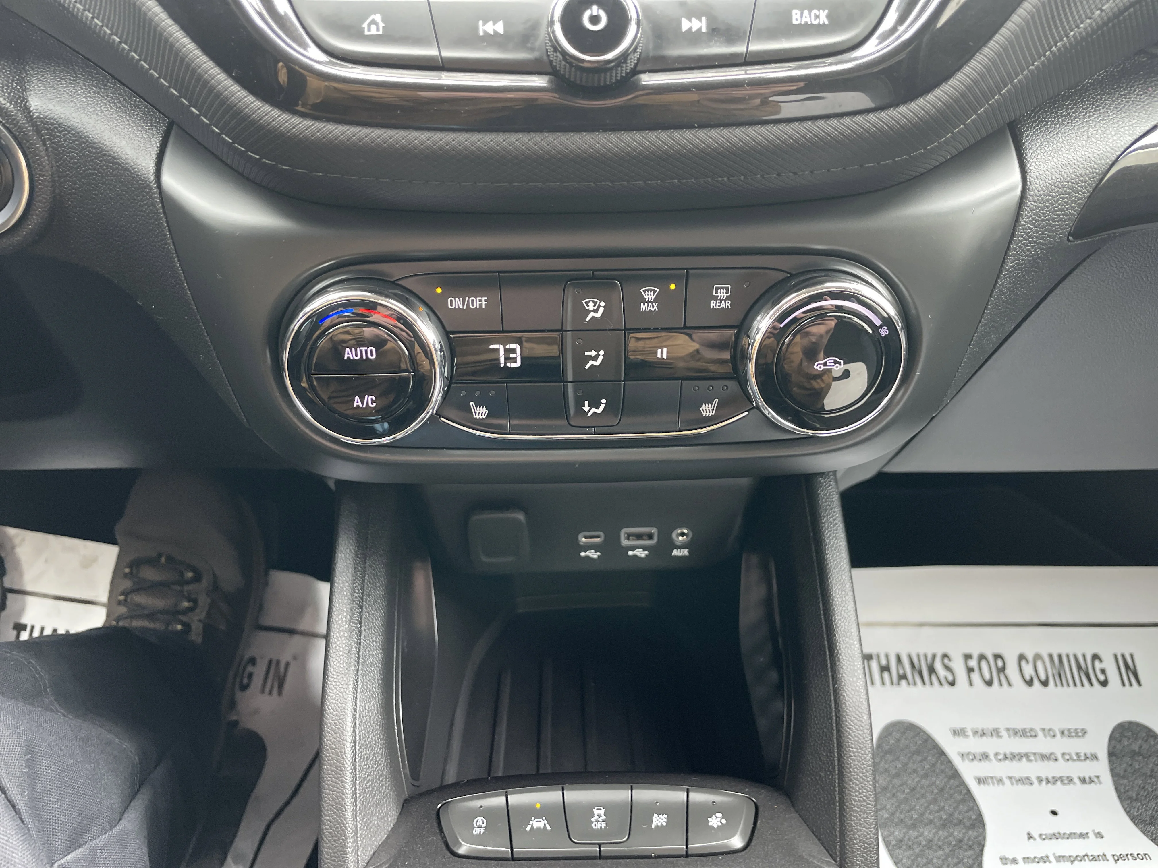 Used 2022 Summit White Chevrolet LT image 21