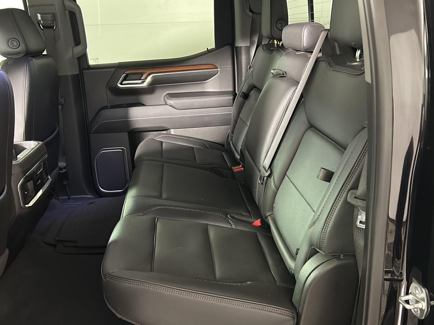 Used 2023 Onyx Black GMC Denali image 18