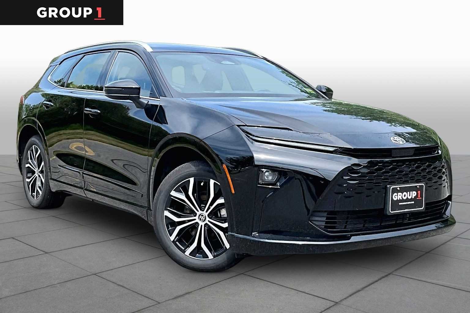 Used 2025 Black Toyota XLE image 3