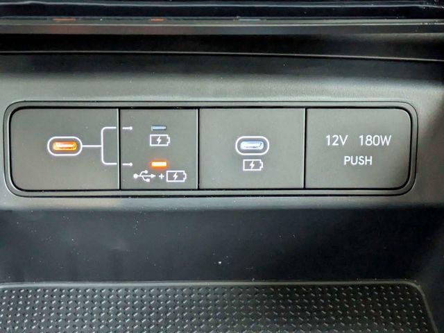 New 2026 White Hyundai SEL FWD image 23