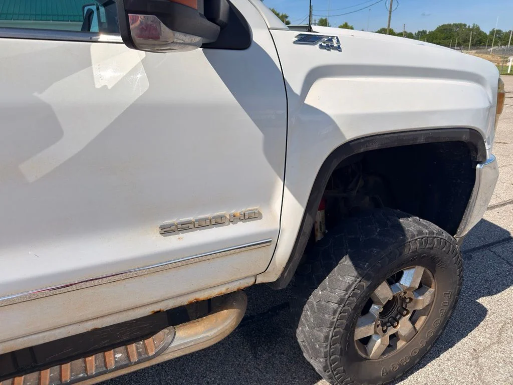 Used 2016 White GMC SLT image 5
