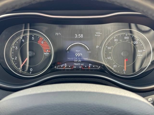 Used 2020 Silver Jeep Trailhawk 4x4 image 29
