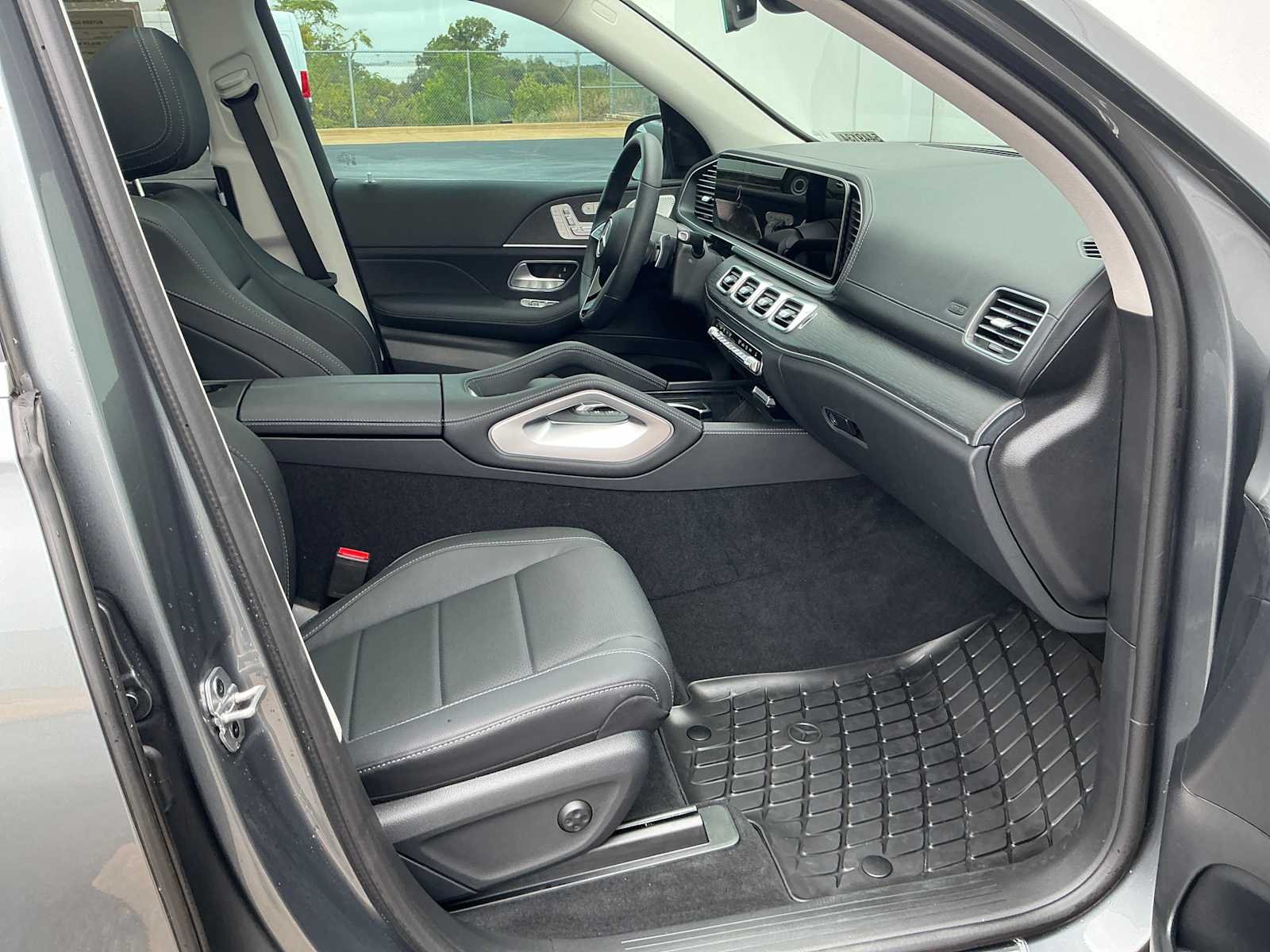 Certified Used 2026 Selenite Grey Metallic Mercedes-Benz GLS 450 image 11
