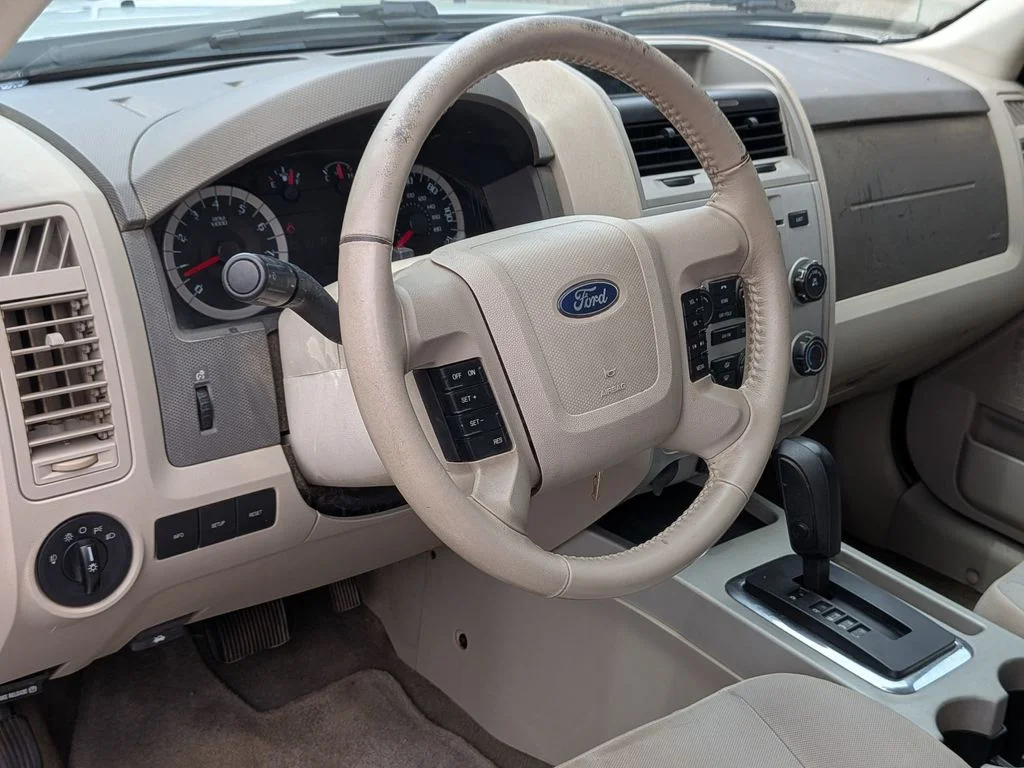 Used 2012 White Ford XLT image 35