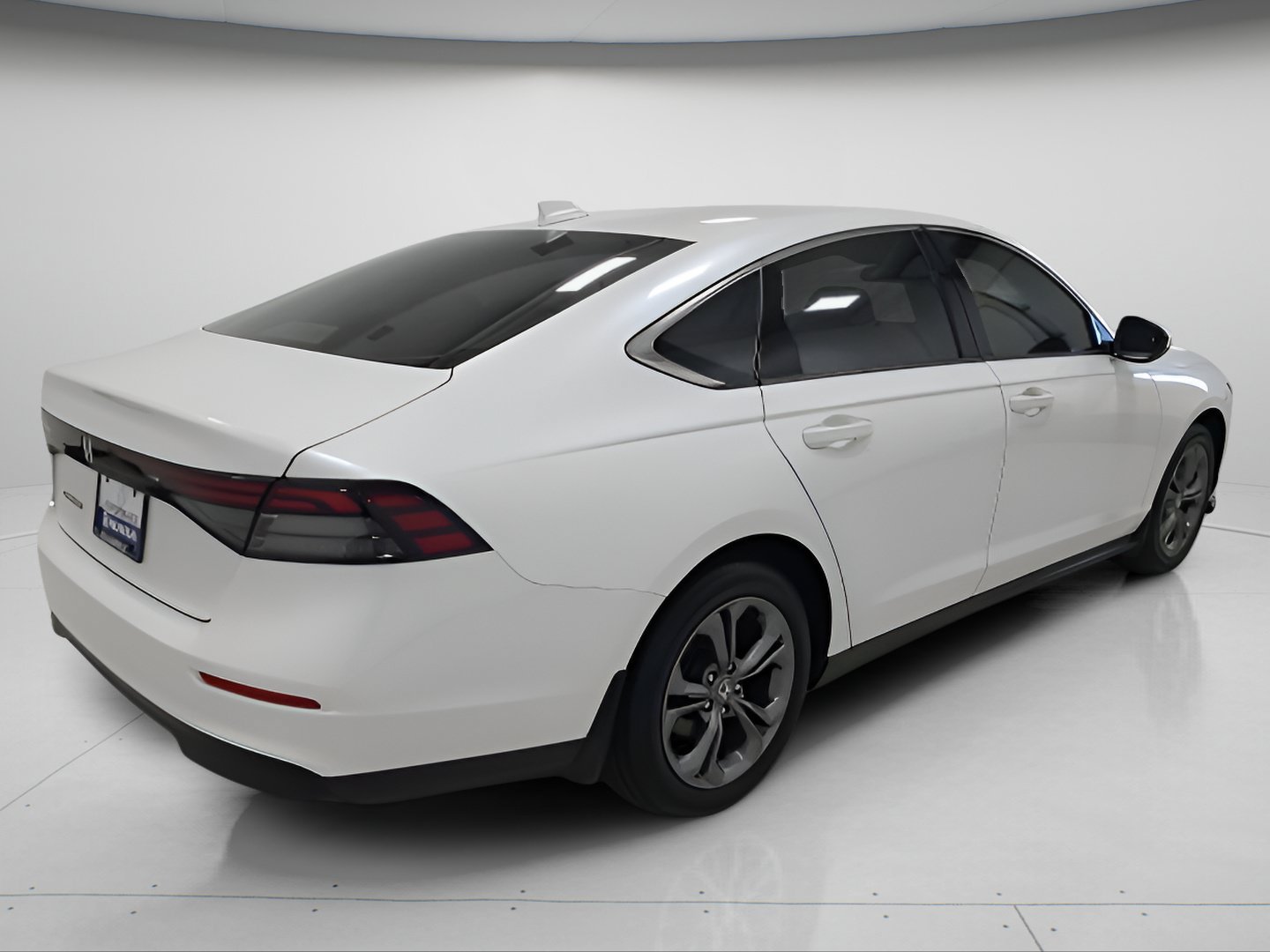 Certified Used 2024 Platinum White Pearl Honda 1.5T EX image 6