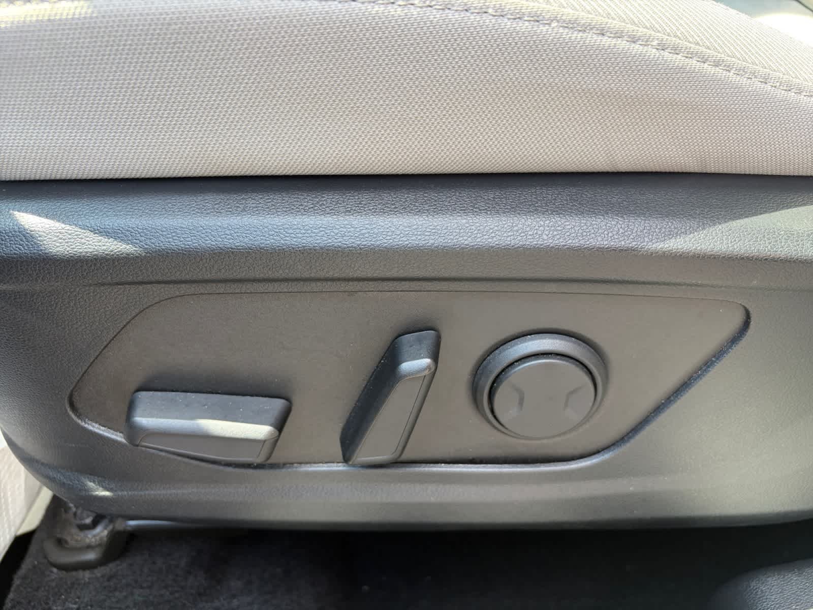 Used 2026 Ecotronic Gray Hyundai SEL image 37
