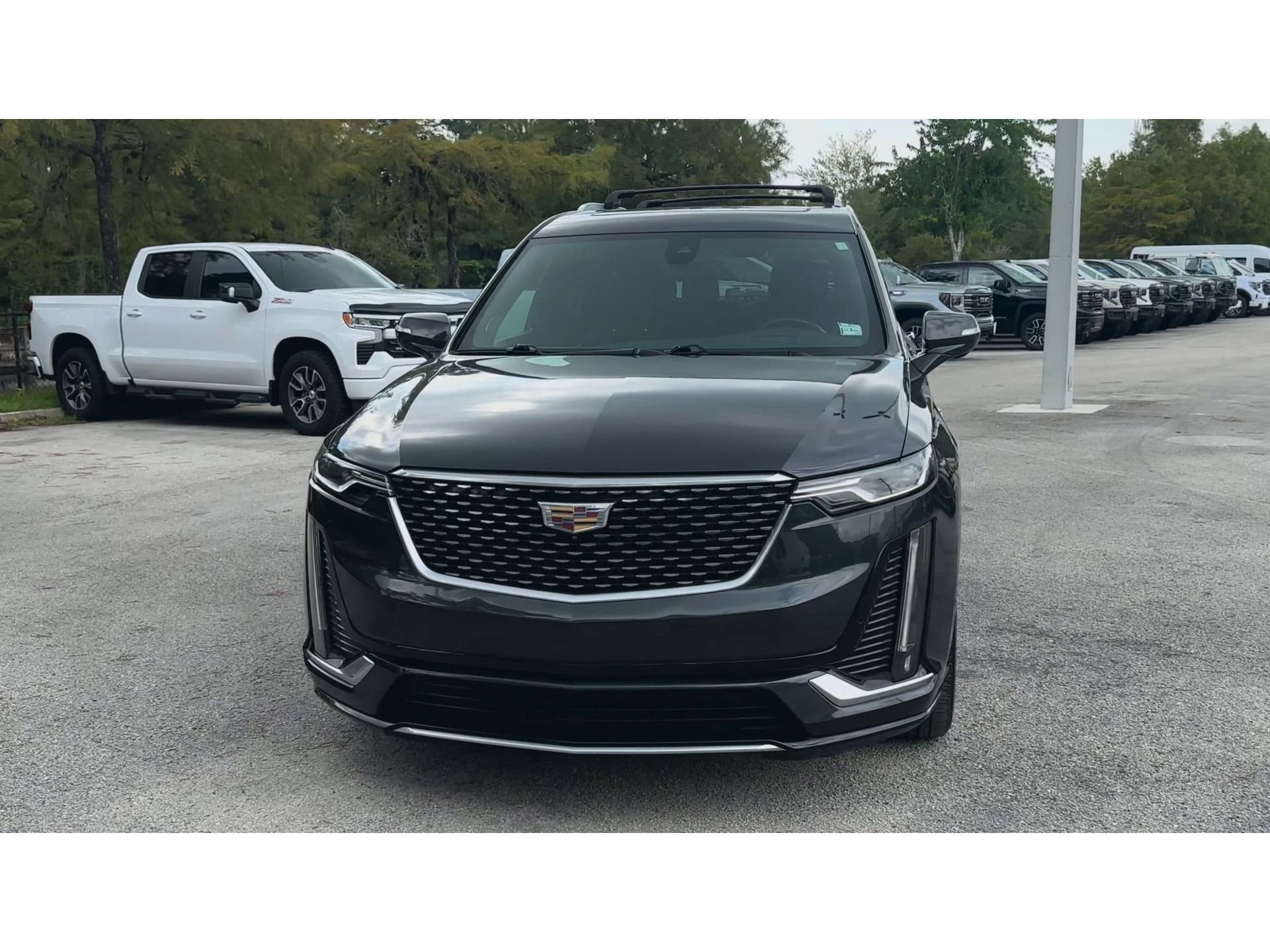 Used 2023 WILDER METALLIC Cadillac FWD Premium Luxury image 3