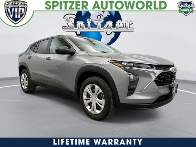 2026 Chevrolet Trax LS's photo