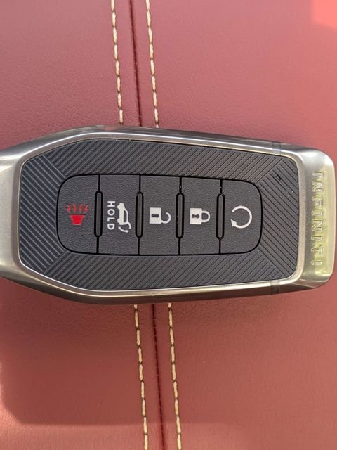 New 2027 2T HRBR GRAY INFINITI Autograph AWD image 34