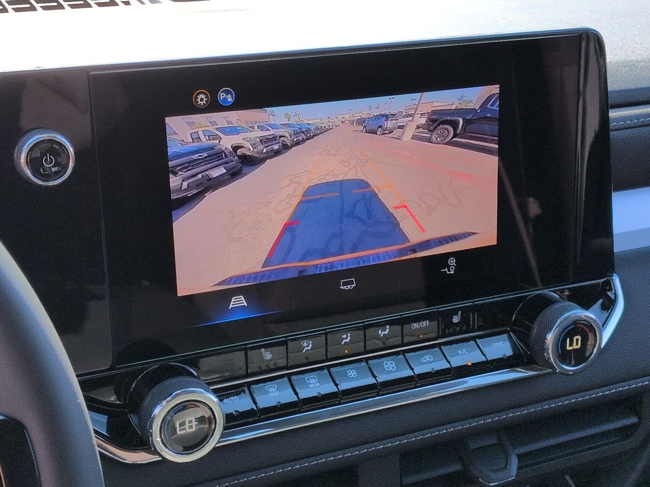 2026 Chevrolet Colorado LT - Photo 15
