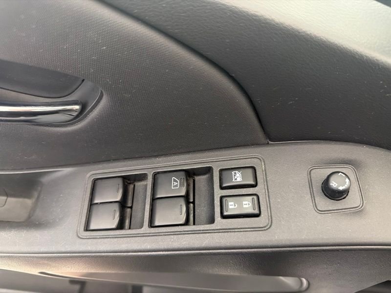 Used 2022 White Nissan SV image 16