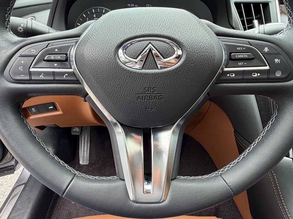Used 2023 Gray INFINITI SENSORY image 25
