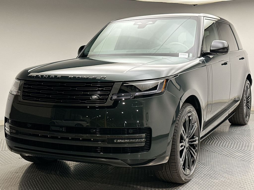 New 2026 Belgravia Green Land Rover SE image 1