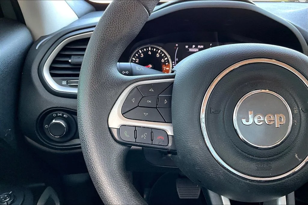 Used 2018 Gray Jeep Sport image 20