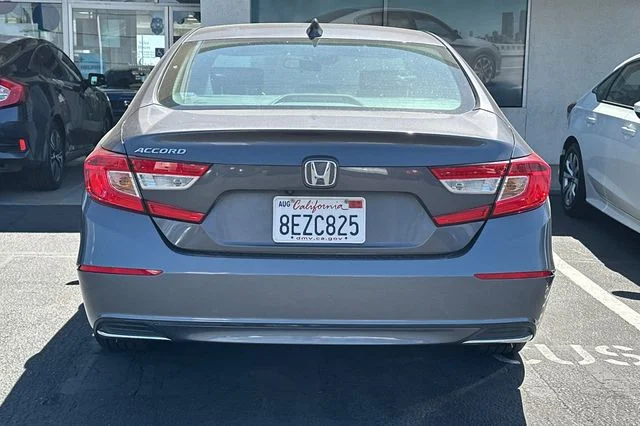 Used 2018 Modern Steel Metallic Honda EX image 6